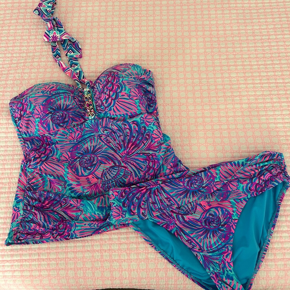 Lilly Pulitzer 2 piece swimsuit